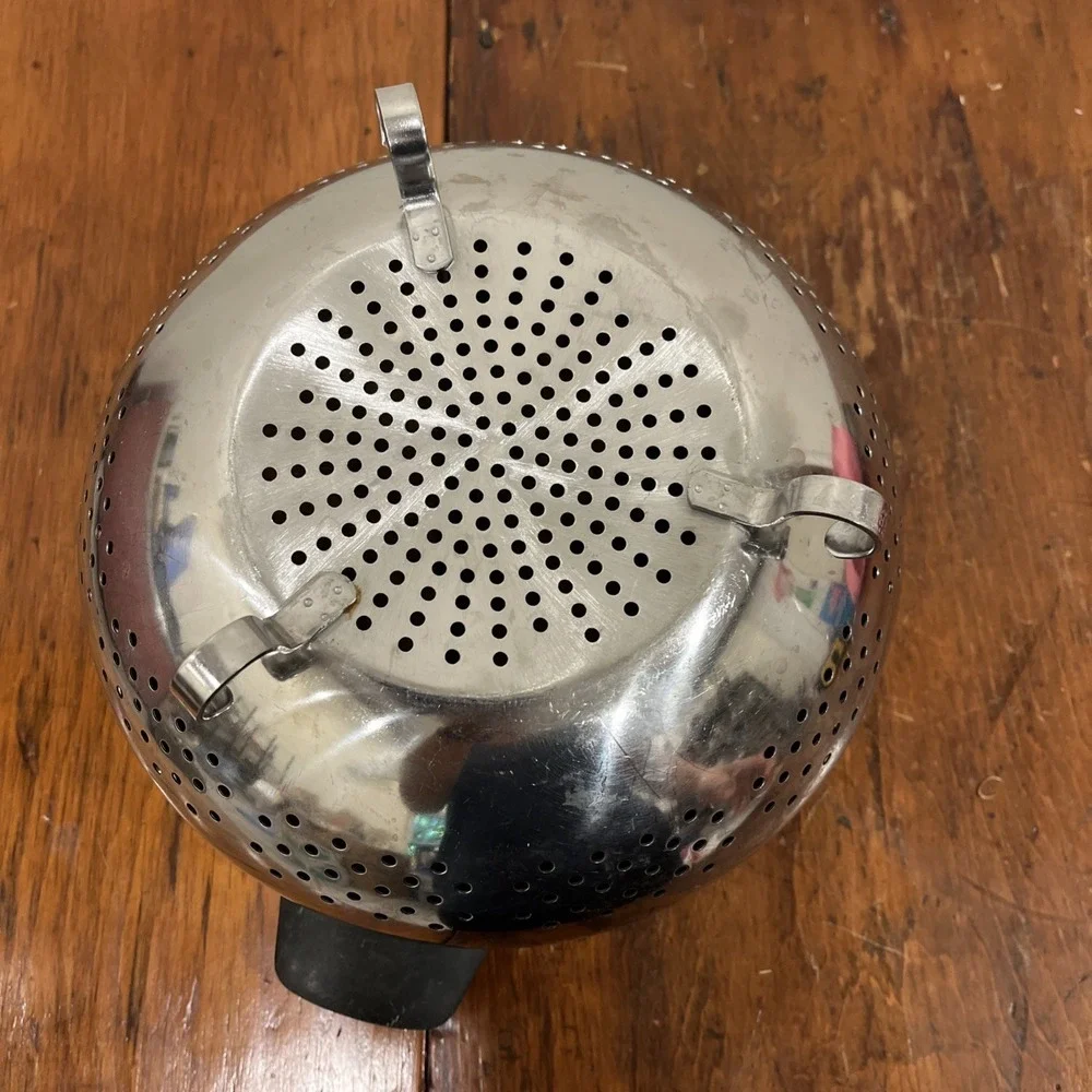 Vintage Farberware Stainless Steel Colander Strainer Black Handles Footed 9.5x6